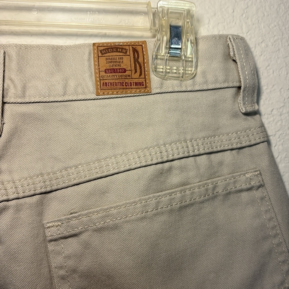 Vintage Riders by Lee High Waist Cream Shorts size 8 - Picture 3 of 5